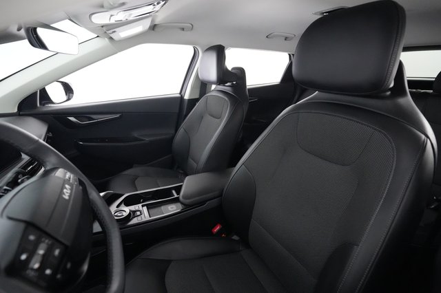 2025 Kia EV6 — photo 3 of 23