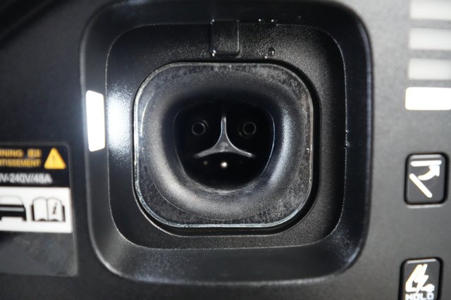 2025 Kia EV6 — photo 8 of 23
