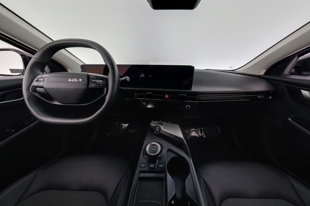 2025 Kia EV6