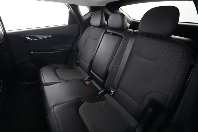 2025 Kia EV6 — photo 19 of 23
