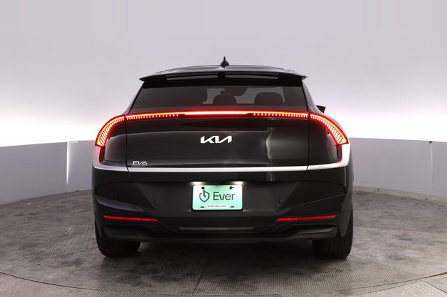 2025 Kia EV6 — photo 12 of 23