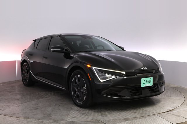 2025 Kia EV6 — photo 10 of 23