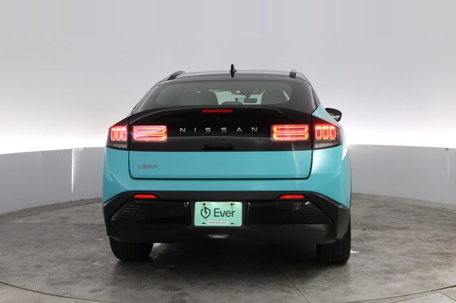 2026 Nissan LEAF — photo 12 of 22