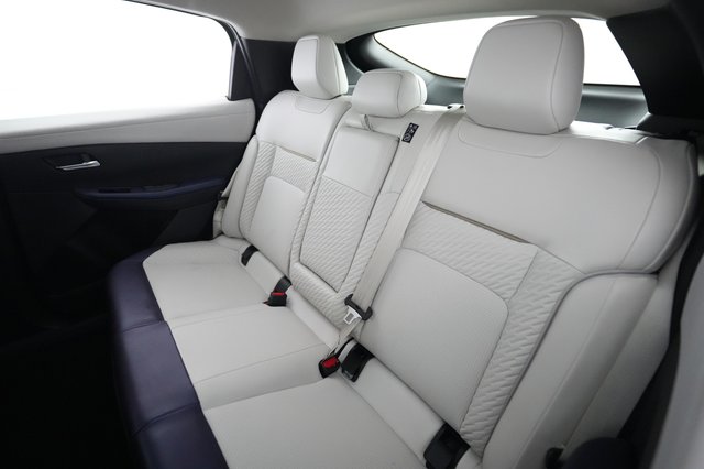 2026 Nissan LEAF — photo 19 of 22