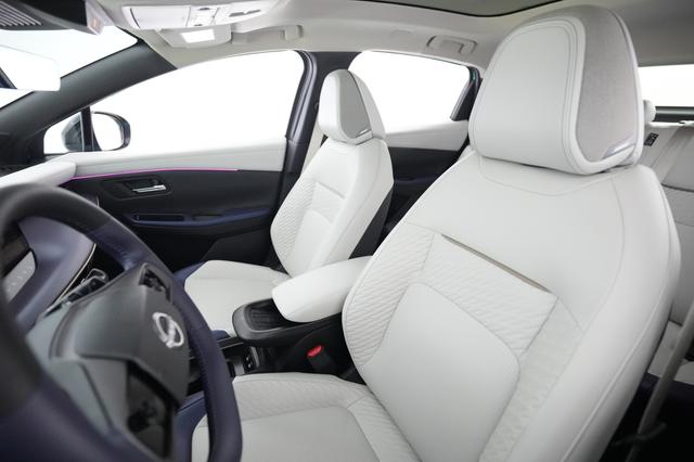 2026 Nissan LEAF — photo 3 of 22