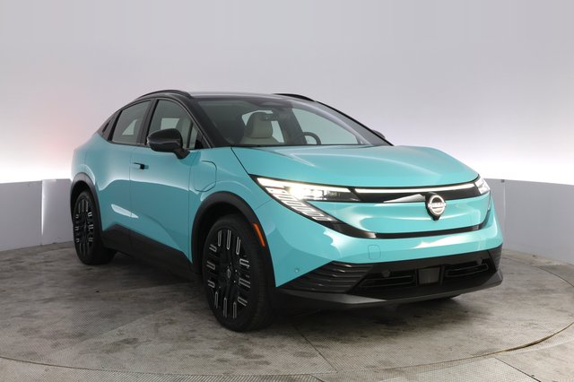 2026 Nissan LEAF — photo 10 of 22