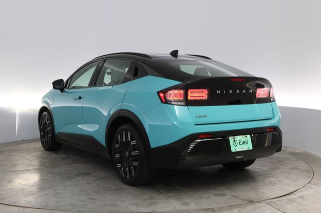 2026 Nissan LEAF — photo 13 of 22