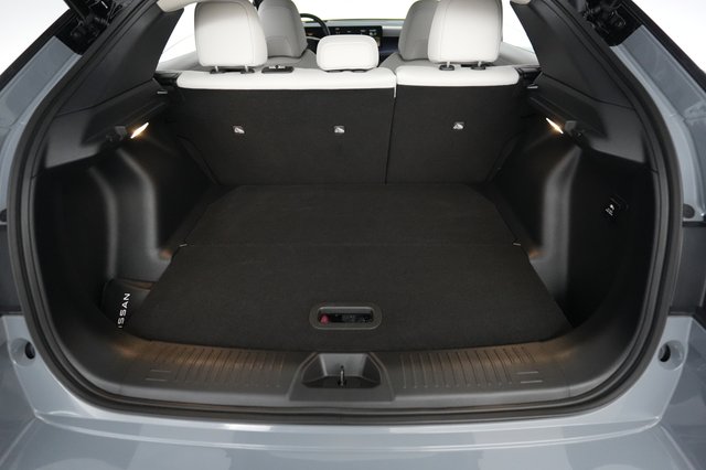 2026 Nissan LEAF — photo 6 of 25
