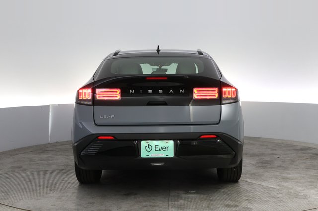 2026 Nissan LEAF — photo 12 of 25