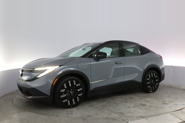 2026 Nissan LEAF — photo 14 of 25