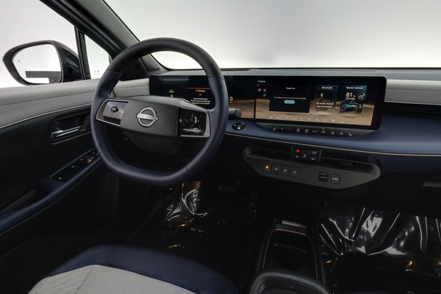 2026 Nissan LEAF — photo 20 of 25