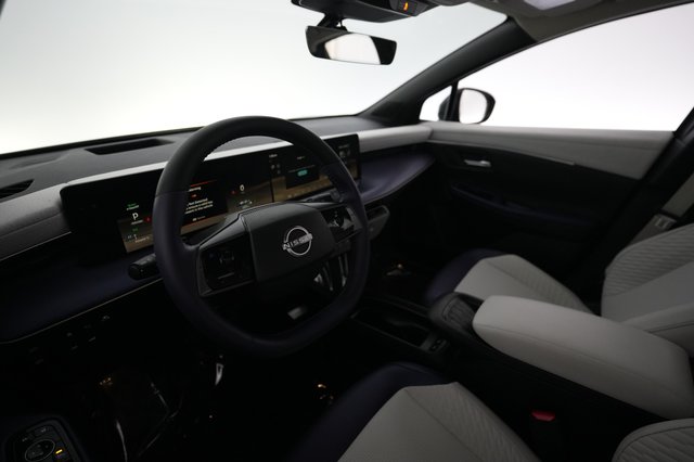 2026 Nissan LEAF — photo 18 of 25