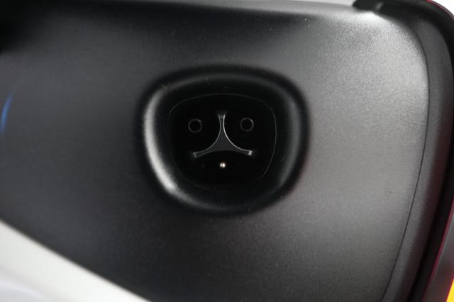 2022 Tesla Model Y — photo 8 of 24