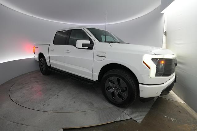 2022 Ford F-150 Lightning — VIN 1FT6W1EVXNWG00192