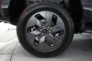 2022 Ford F-150 Lightning — photo 11 of 16