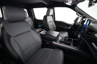2022 Ford F-150 Lightning — photo 12 of 16