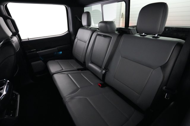 2022 Ford F-150 Lightning — photo 13 of 16