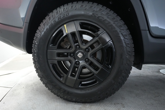 2023 Rivian R1T