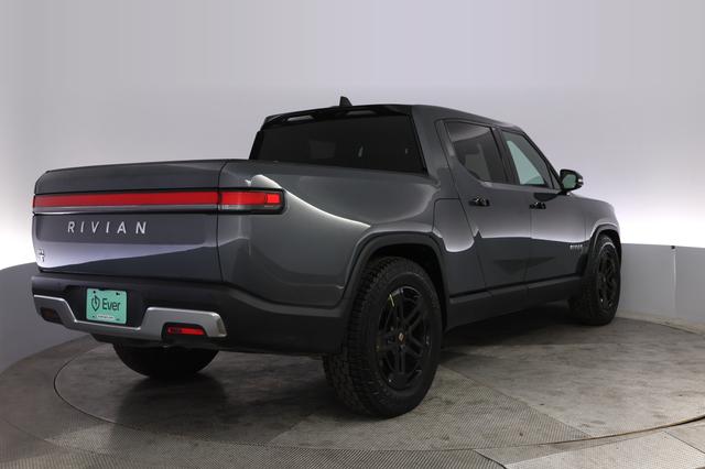 2023 Rivian R1T — photo 2 of 28