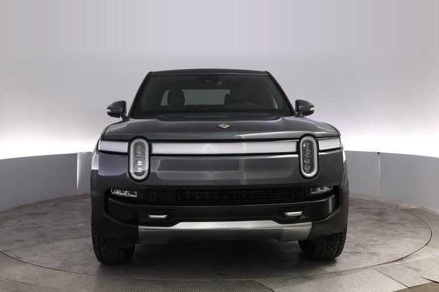 2023 Rivian R1T — photo 9 of 28