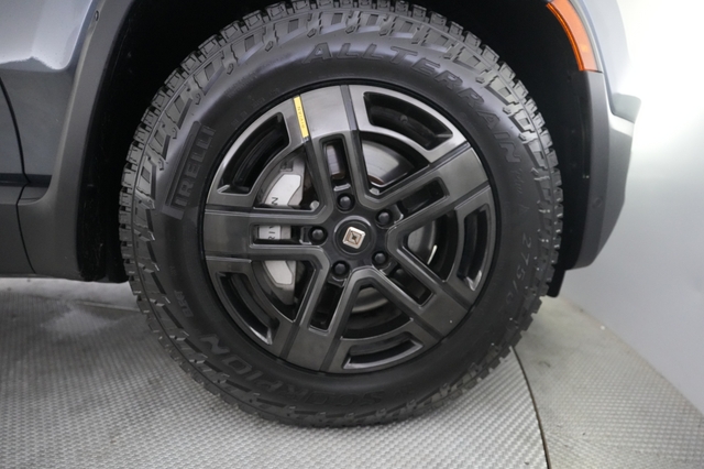 2023 Rivian R1T