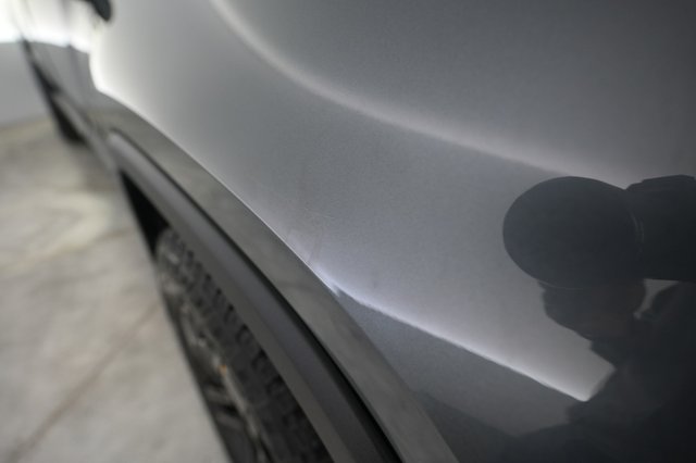 2023 Rivian R1T — photo 22 of 28
