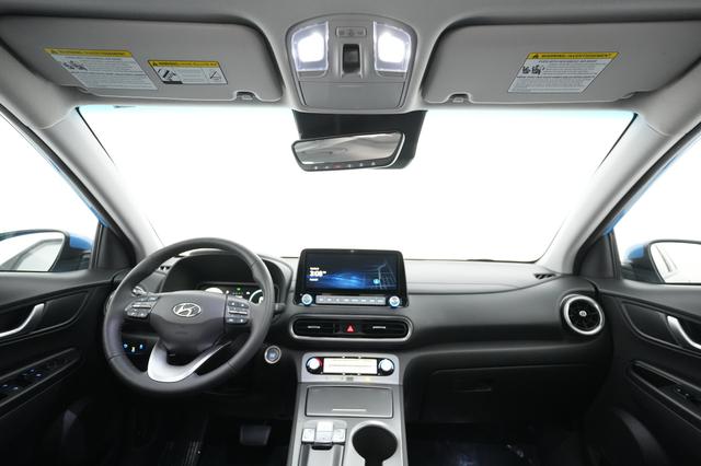 2022 Hyundai Kona — photo 3 of 22