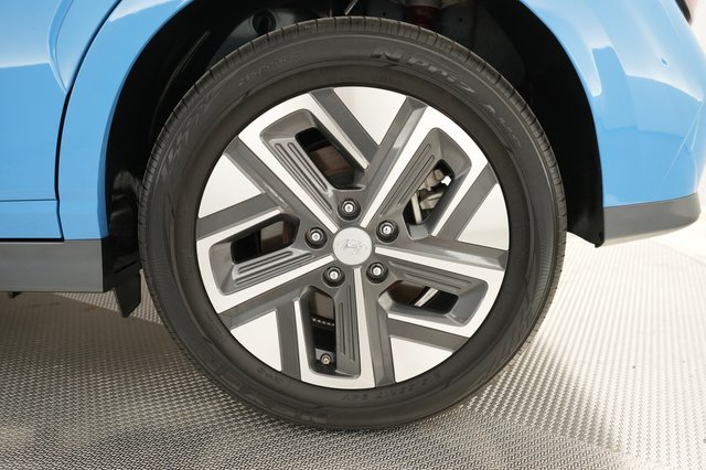 2022 Hyundai Kona — photo 11 of 22