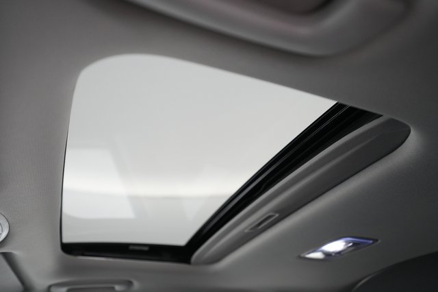 2022 Hyundai Kona — photo 4 of 22