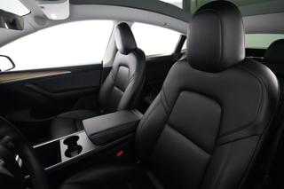 2025 Tesla Model Y — photo 3 of 21