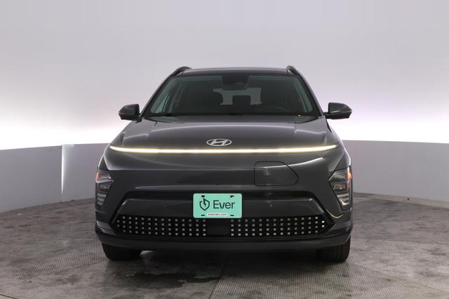 2024 Hyundai Kona Electric — photo 9 of 25