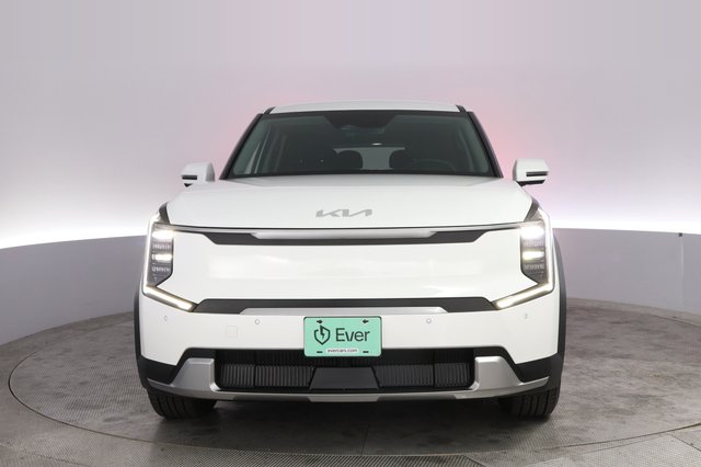 2024 Kia EV9 — photo 9 of 23