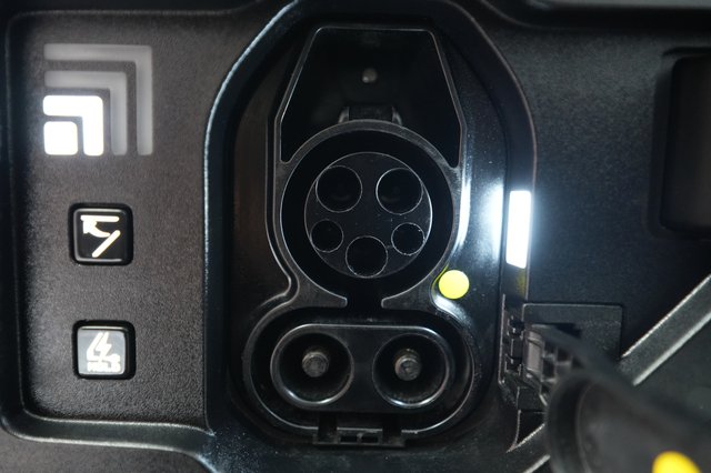 2024 Kia EV9 — photo 8 of 23