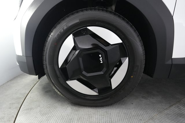 2024 Kia EV9 — photo 15 of 23