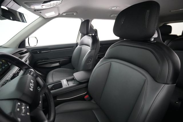 2024 Kia EV9 — photo 3 of 23