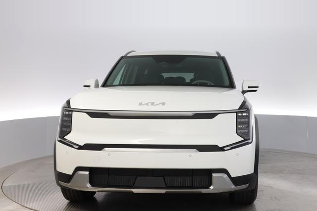 2024 Kia EV9 — photo 9 of 31
