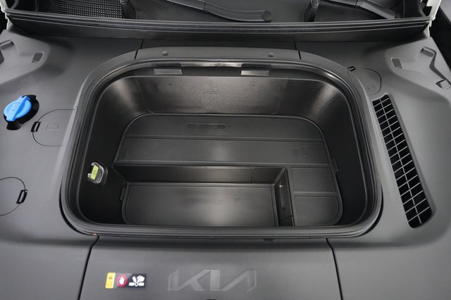 2024 Kia EV9 — photo 22 of 28