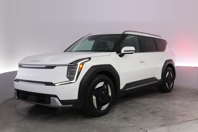 2024 Kia EV9 — VIN KNDAFFS51R6044713