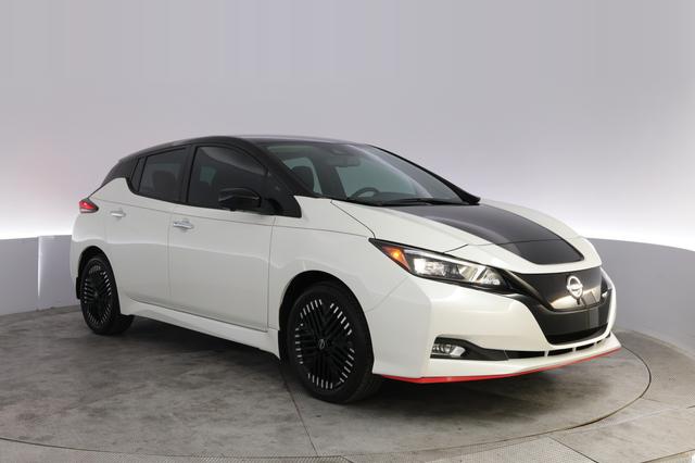 2025 Nissan LEAF — photo 10 of 20