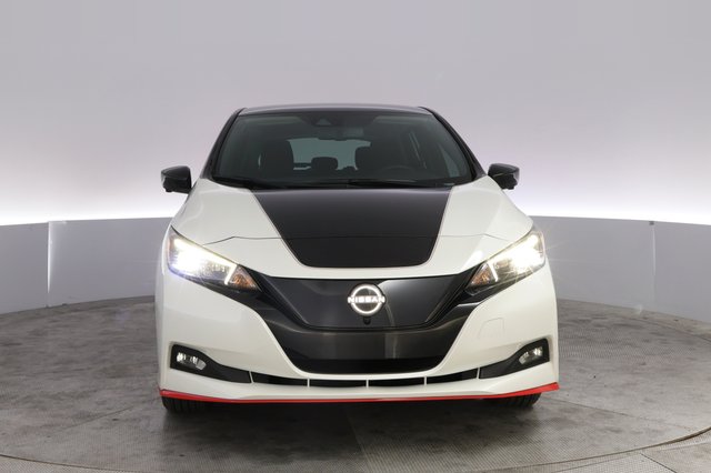 2025 Nissan LEAF — photo 9 of 20