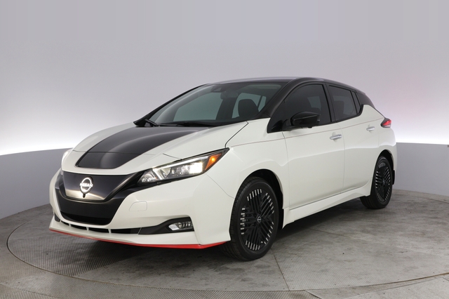 2025 Nissan LEAF