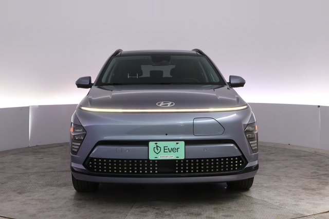 2024 Hyundai Kona Electric — photo 9 of 24