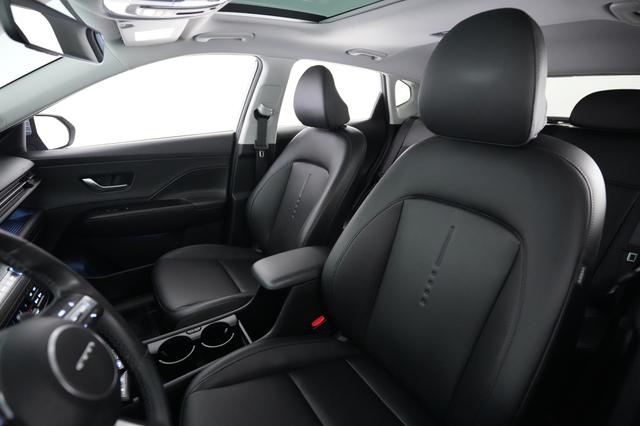 2024 Hyundai Kona Electric — photo 3 of 24