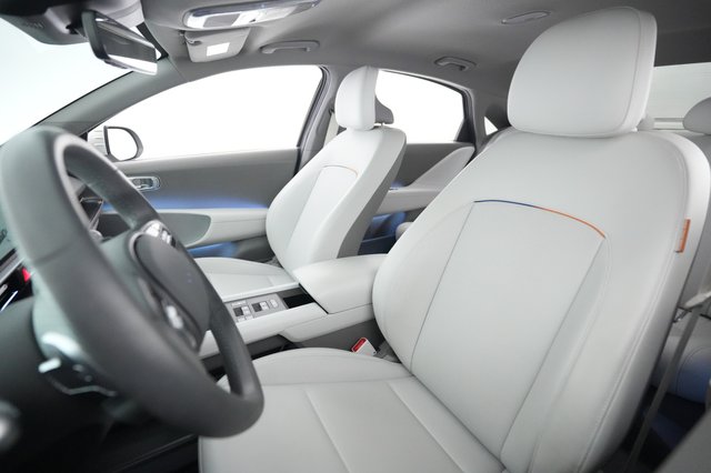 2025 Hyundai IONIQ 6 — photo 3 of 24