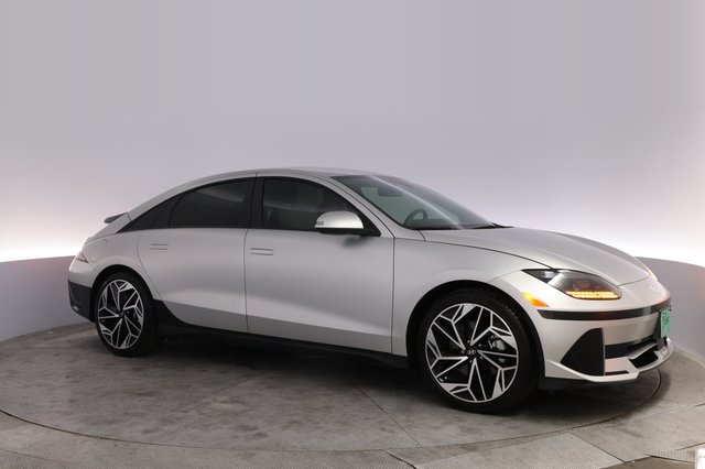 2025 Hyundai IONIQ 6 — photo 11 of 24