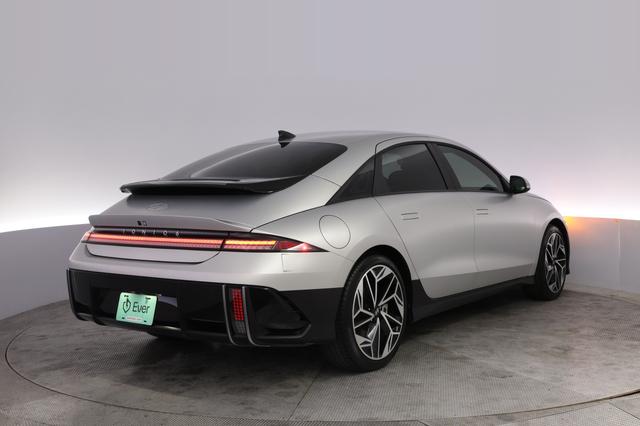 2025 Hyundai IONIQ 6 — photo 2 of 24