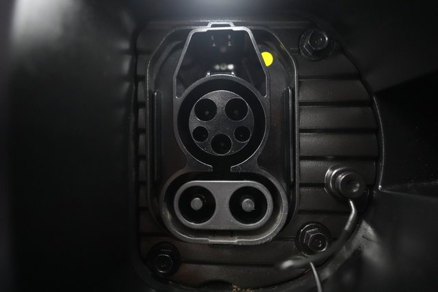2025 Hyundai IONIQ 6 — photo 8 of 24