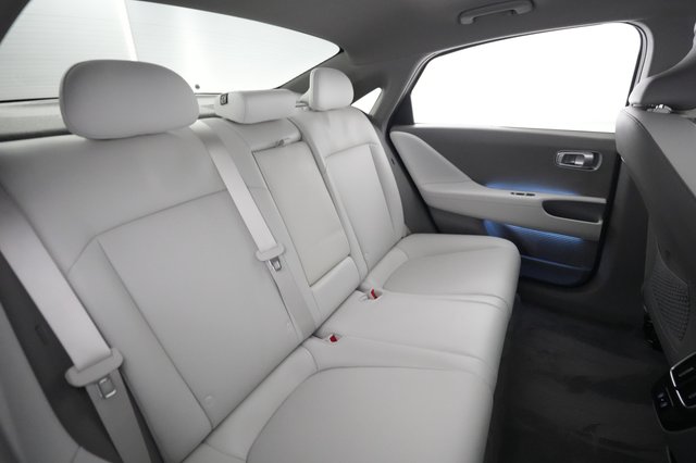 2025 Hyundai IONIQ 6 — photo 4 of 24