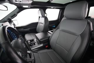 2022 Ford F-150 Lightning — photo 3 of 17