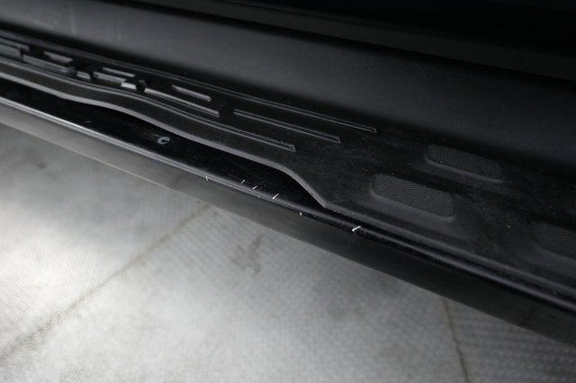 2022 Ford F-150 Lightning — photo 16 of 17